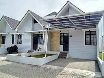 Rumah halaman luas di cipageran cimahi lokasi strategis akses mobil dekat puri cipageran
