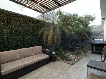 Casa venta La Rioja Tlajomulco