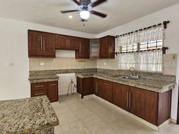 Casa en Venta de 3 Recámaras con alberca en Montebello, Mérida, Yucatán