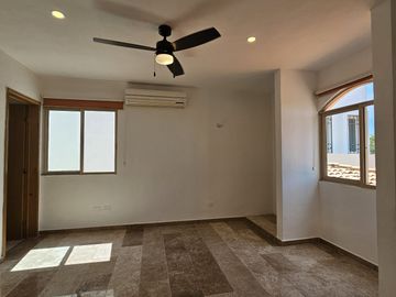 Casa en Venta de 3 Recámaras con alberca en Montebello, Mérida, Yucatán