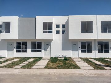 Casas de 3 Recamaras en SENDEROS TECAMAC EN OJO DE GUA Desarrollo Privado Con Acceso Controlado