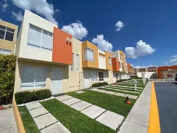 CASAS DE 3 RECAMARAS CON 1 RECAMARA EN PLANTA BAJA EN LOS HEROES SAN PABLO TECAMAC EDOMEX