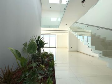 Bella casa residencial al sur de pachuca 4 habitaciones. Gema residencial