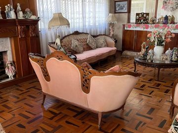 Casa en venta en Toluca centro, en esquina, con uso de suelo comercial.