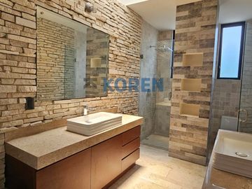 CASA NUEVA EN VENTA VILLAS DE IRAPUATO CON ROOF GARDEN