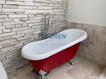 CASA NUEVA EN VENTA VILLAS DE IRAPUATO CON ROOF GARDEN