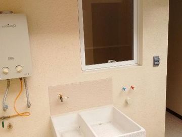 CASAS DE 4 RECAMARAS EN LOS HEROES SAN PABLO A 5 MIN DE LA TERMINAL DEL MEXIBUS DE OJO DE AGUA TECAMAC EDOMEX