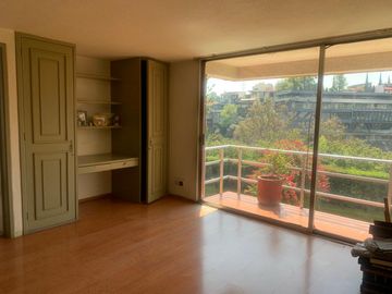 Casa para actualizar en venta en Bosques de las Lomas
