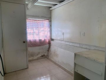 Casa para actualizar en venta en Bosques de las Lomas