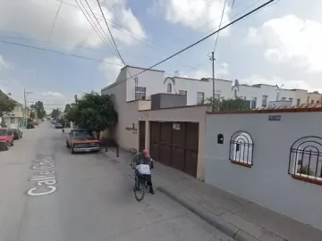 CASA EN VENTA EN LAS PIEDRAS, SLP.