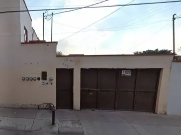 CASA EN VENTA EN LAS PIEDRAS, SLP.