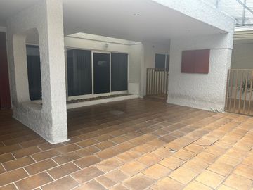 CASA EN VENTA EN PROVIDENCIA