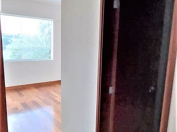 Venta de Dúplex de 220 m² con Vista a Interna en San Borja