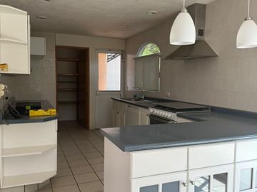 CASA EN VENTA DE UN PISO EN VENTA EX HACIENDA ACTIPAN Cholula Puebla