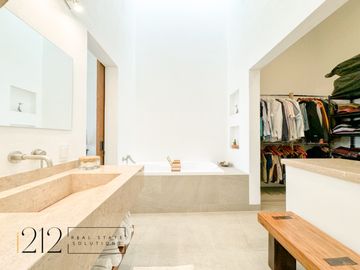 Casa en Venta Jurica 2da de Fresnos un solo nivel