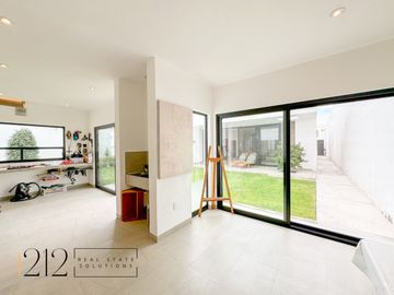 Casa en Venta Jurica 2da de Fresnos un solo nivel