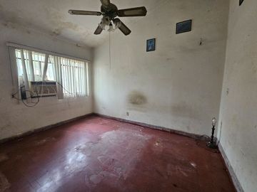 Casa en Venta Colonia Vista Hermosa para remodelar Monterrey Nuevo León