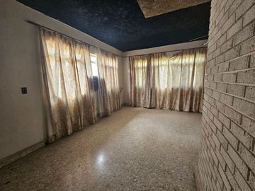 Casa en Venta Colonia Vista Hermosa para remodelar Monterrey Nuevo León