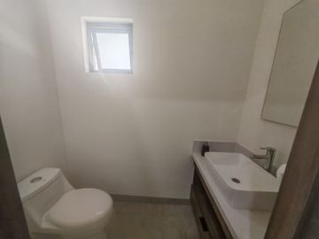 UBICACIÓN PRIVILEGIADA EN EL MUNICIPIO DE CORREGIDORA CERCANO A EL SANTUARIO DE SCHOESNTANTT, CASAS NUEVAS CON MAGNIFICAS AMENIDADES. HAY 3 MODELOS CO