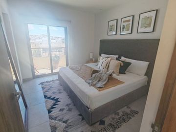 UBICACIÓN PRIVILEGIADA EN EL MUNICIPIO DE CORREGIDORA CERCANO A EL SANTUARIO DE SCHOESNTANTT, CASAS NUEVAS CON MAGNIFICAS AMENIDADES. HAY 3 MODELOS CO