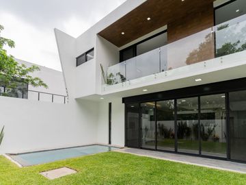HERMOSA CASA EN VENTA $7,100,000 AJUSCO COLONIA BUENAVISTA CUERNAVACA