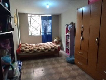 SE VENDE BONITA CASA AMPLIA Y BUENA UBICACIÓN EN SMP