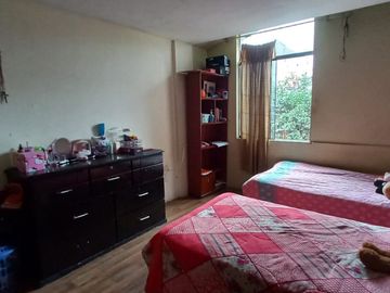 SE VENDE BONITA CASA AMPLIA Y BUENA UBICACIÓN EN SMP