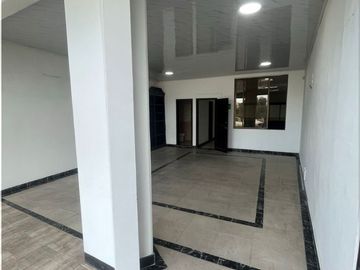 RENTO BODEGA, Espacio Amplio y Versátil: 750 m² ideales para almacenar, producir o gestionar tu negocio con total comodidad, Zonas de Oficina.