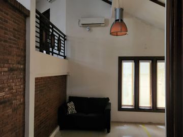 Rumah dijual Maleo Raya Bintaro Jaya Sektor 9 Bisa untuk usaha Lokasi Bagus