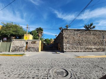 CASA EN VENTA EN CONDOMINIO EN SAN JOSÉ EL ALTO, 3 HAB.