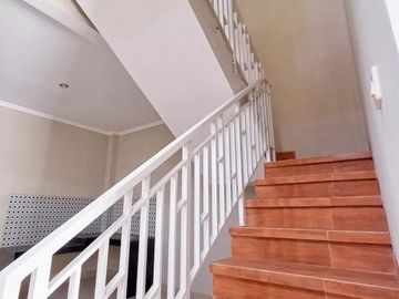RUMAH SIAP HUNI, DALAM PERUMAHAN, DEKAT RS HERMINA JOGJA