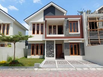RUMAH SIAP HUNI, DALAM PERUMAHAN, DEKAT RS HERMINA JOGJA