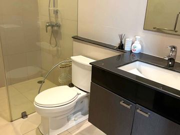 Fully furnished  1 Bedroom for sale with tenant in Mountain View Condo