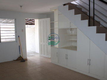 APARTMENT FOR SALE IN FRIENDSHIP ANGELES CITY