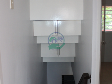 APARTMENT FOR SALE IN FRIENDSHIP ANGELES CITY
