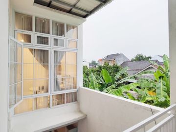 RUMAH CANTIK DALAM CLUSTER DI MAGUWOHARJO SLEMAN, SEMI FURNISH