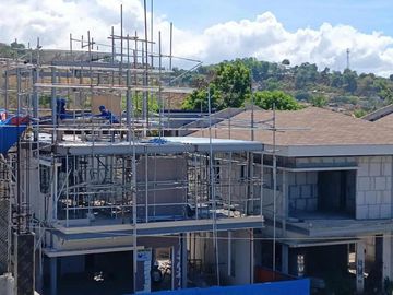Overlooking House with Amazing Design in Talisay Cebu