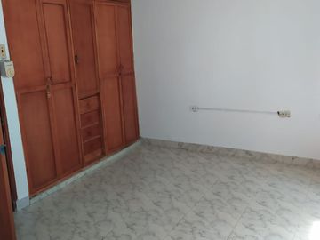 SE VENDE CASA DE 3 PISOS EN CRESPO CARTAGENA