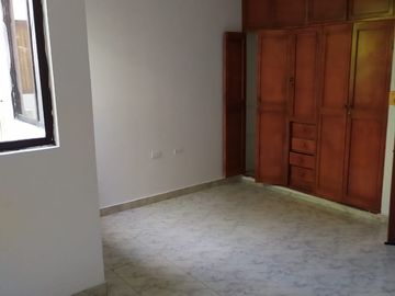 SE VENDE CASA DE 3 PISOS EN CRESPO CARTAGENA