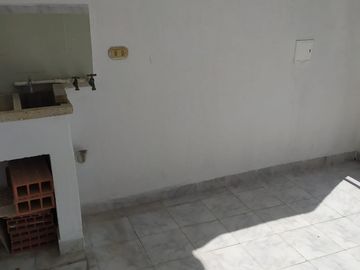 SE VENDE CASA DE 3 PISOS EN CRESPO CARTAGENA