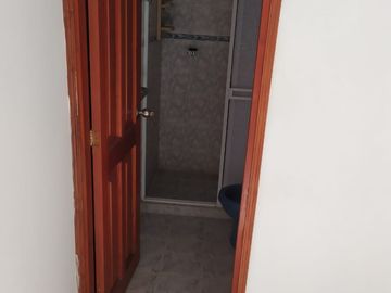 SE VENDE CASA DE 3 PISOS EN CRESPO CARTAGENA