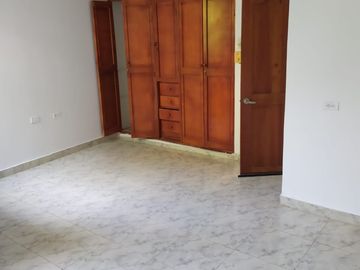 SE VENDE CASA DE 3 PISOS EN CRESPO CARTAGENA