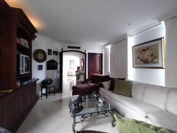 Apartamento en venta en Alto Prado.