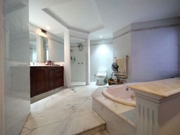 Apartamento en venta en Alto Prado.