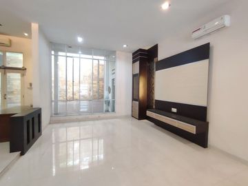 Dijual Villa Komplek River View Polonia - Medan