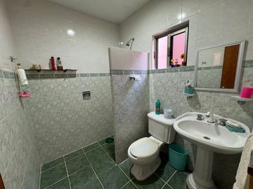 Casa en Costa Verde a una cuadra de Ruiz Cortines