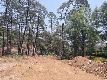 PROPIEDAD EN VENTA EN AVANDARO