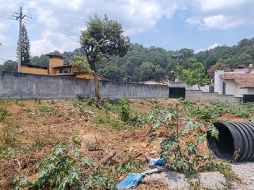 PROPIEDAD EN VENTA EN AVANDARO