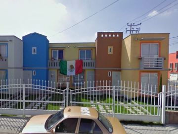 CASA DE RECUPERACION BANCARIA EN VENTA UBICADA EN JARDÍN DE LAS ESTRELLAS PROTOTIPO CEDRO, HACIENDA DEL JARDÍN SEGUNDA ETAPA, TULTEPEC, EDO. DE MÉXICO
