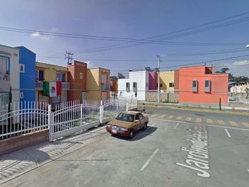 CASA DE RECUPERACION BANCARIA EN VENTA UBICADA EN JARDÍN DE LAS ESTRELLAS PROTOTIPO CEDRO, HACIENDA DEL JARDÍN SEGUNDA ETAPA, TULTEPEC, EDO. DE MÉXICO